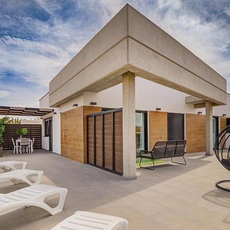 كاليتا ذي فوستي Oasis Apartments By Aloha Bay المظهر الخارجي الصورة