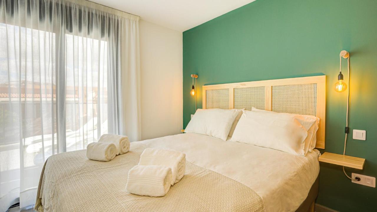 كاليتا ذي فوستي Oasis Apartments By Aloha Bay المظهر الخارجي الصورة
