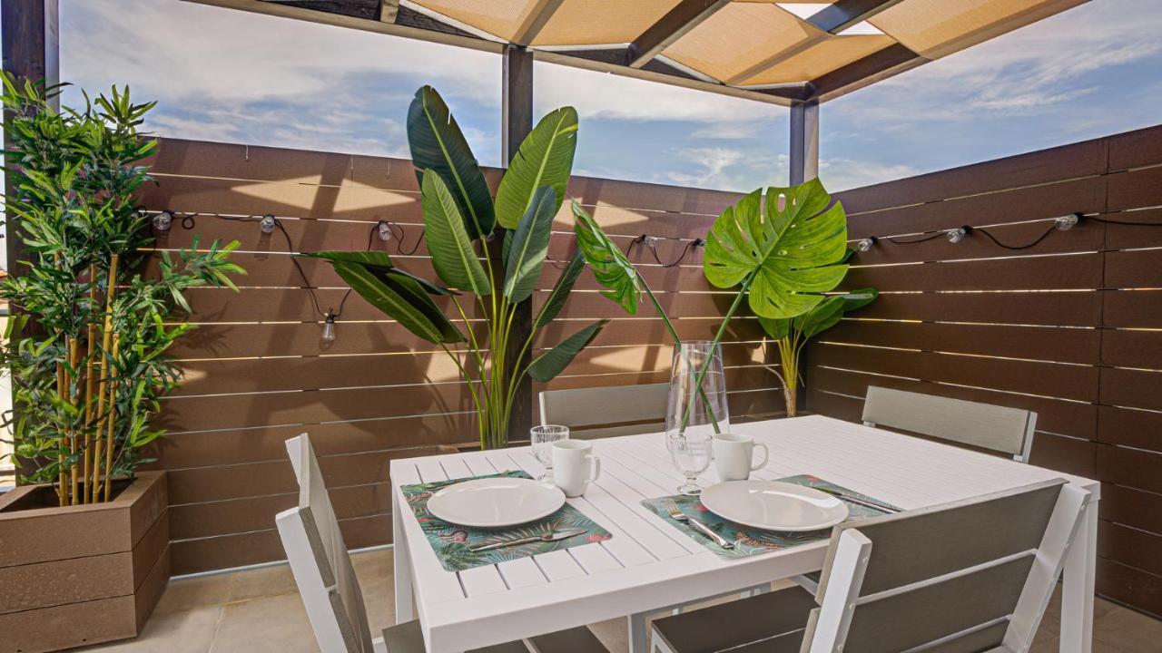 كاليتا ذي فوستي Oasis Apartments By Aloha Bay المظهر الخارجي الصورة